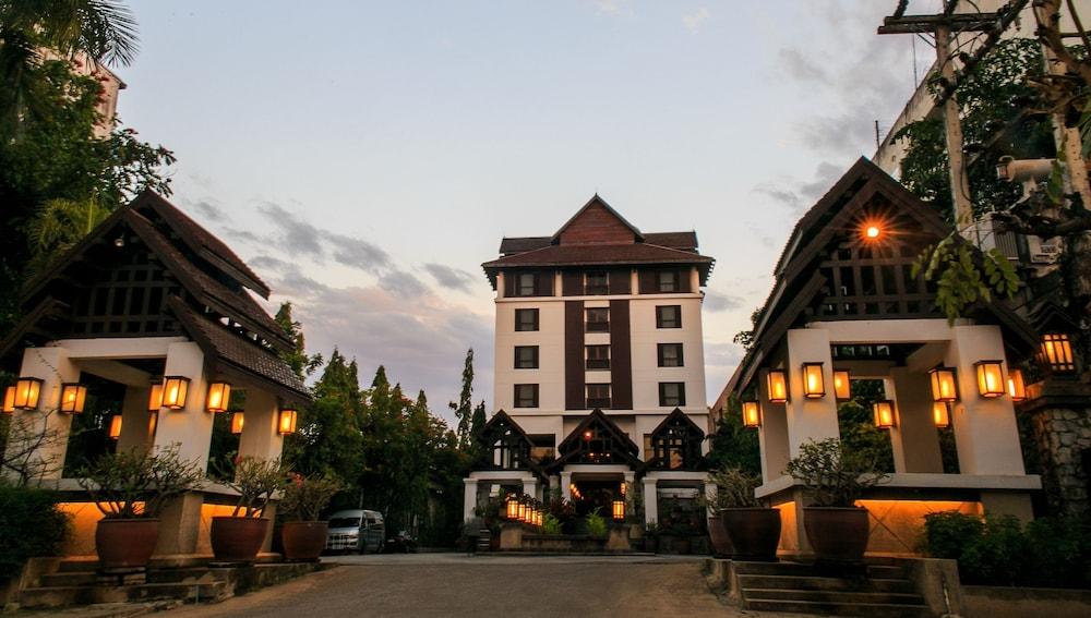 Wienglakor Hotel לאמפאנג מראה חיצוני תמונה